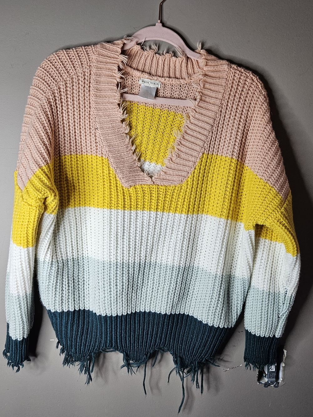 Main Strip Colorblock V-Neck Sweater in Pink, Yellow, White & Teal Ptp 24"